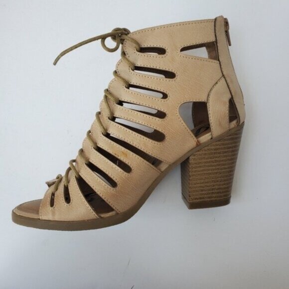 Neutral Nude Cage Heel Booties 7.5 EUC! NWOT - Picture 9 of 12